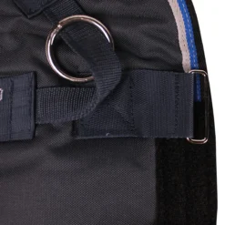 Deken Amigo Bravo 1200D Plus 400gr Donkerblauw -Ruiter Hoek Verkoopwinkel deken amigo bravo 1200d plus 400gr donkerblauw 1500x1500 114022