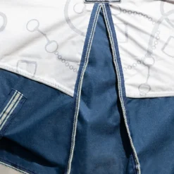 Deken QHP Turnout Collection 0gr Donkerblauw-beige -Ruiter Hoek Verkoopwinkel deken qhp turnout collection 0gr donkerblauw beige 1500x1500 175248