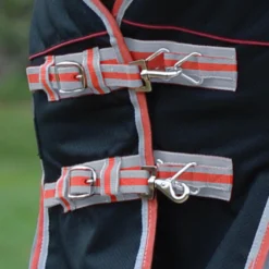 Deken WeatherBeeta ComFiTec Premier Therapy-Tec 50gr Zwart-grijs -Ruiter Hoek Verkoopwinkel deken weatherbeeta comfitec premier therapy tec 50gr zwart grijs 1500x1500 134953