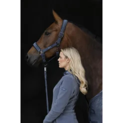 Halster Eskadron Essence Velvet Stamp Double Pin Donkerblauw -Ruiter Hoek Verkoopwinkel halster eskadron essence velvet stamp double pin donkerblauw 1500x1500 171541