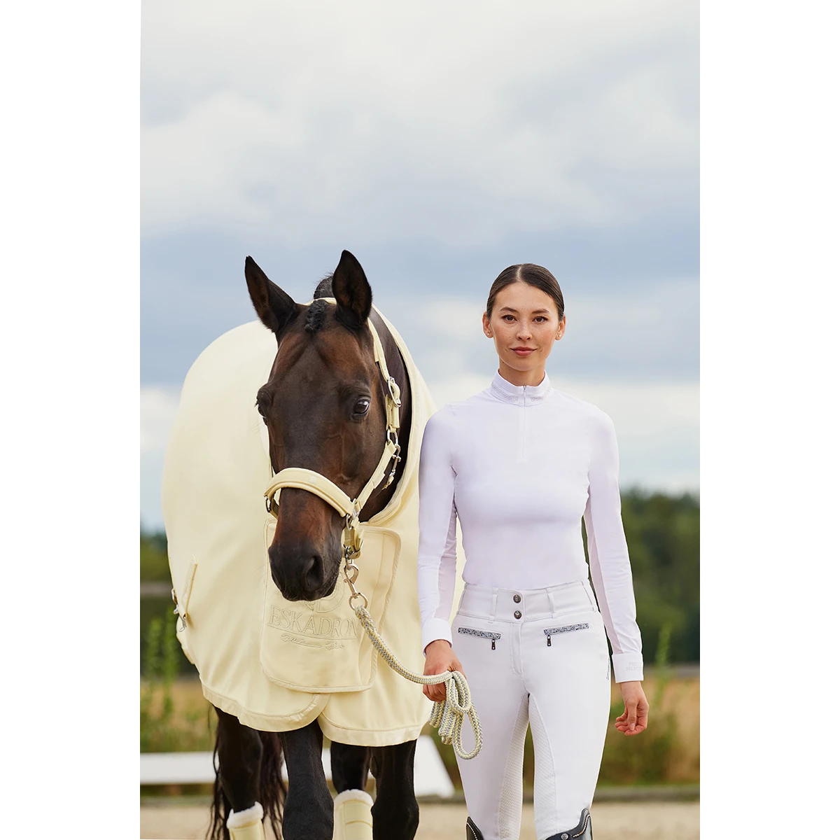 Halster Eskadron Platinum Pure Double Pin Satin Lichtgeel 4 Halster Eskadron Platinum Pure Double Pin Satin Lichtgeel - Afbeelding 2