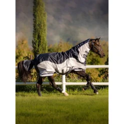 Vliegendeken LeMieux Arika Shower-Tek Middenblauw-grijs -Ruiter Hoek Verkoopwinkel vliegendeken lemieux arika shower tek middenblauw grijs 1500x1500 186492