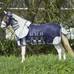 Vliegendeken QHP Falabella Blauw -Ruiter Hoek Verkoopwinkel vliegendeken qhp falabella blauw 1500x1500 101246