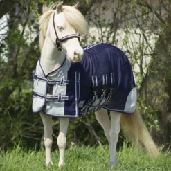 Vliegendeken QHP Falabella Blauw -Ruiter Hoek Verkoopwinkel vliegendeken qhp falabella blauw 1500x1500 101248