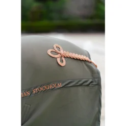 Zweetdeken Equestrian Stockholm Evening Haze Lichtgroen -Ruiter Hoek Verkoopwinkel zweetdeken equestrian stockholm evening haze lichtgroen 1500x1500 153663